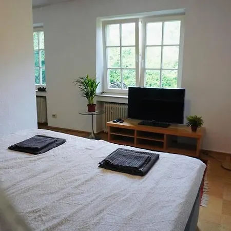 Gruene Wohlfuehloase Mit Einmaliger Aussicht 아파트 *